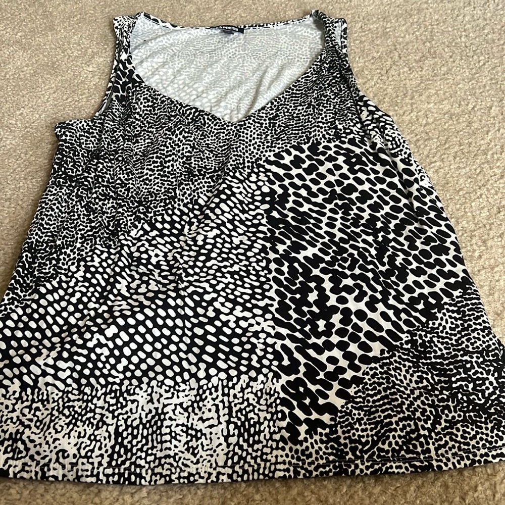 Pattern tank - Picture 1 of 1